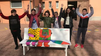 U Područnoj &scaron;koli Centar i Ždralovi postavljene su Frendovske klupe/Foto: MojPortal