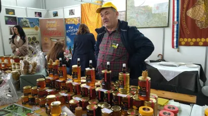 Zlatko Milovac iz Bjelovara kazao nam je kako se od pčelarstva može živjeti, no treba biti posvećen poslu i vrlo racionalan/Foto: Deni Marčinković