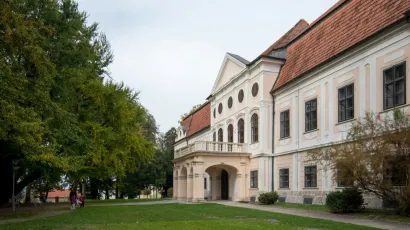 Zbog radova u dvorcu nema turističkog razgledavanja/Foto: Predrag Uskoković