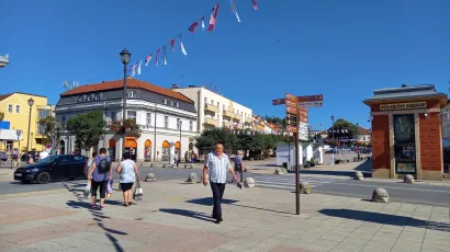 Ni daruvarski trg nije pun ljudi kako inače subotom bude/Foto: Daria Marković