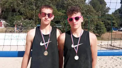 Ivan i Tibor jo&scaron; jednom su potvrdili da su pravi maheri u odbojci na pijesku/ Foto: Privatni album