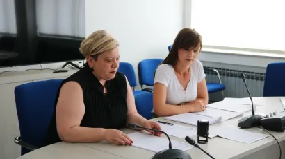 Jučer je gradonačelnica Pakraca Anamarija Blažević potpisala 23 nova ugovora o dodjeli financijske pomoći poduzetnicima i vlasnicima OPG-a čiji su zahtjevi pozitivno ocijenjeni na programu poticanja zapo&scaron;ljavanja i razvoja poduzetni&scaron;tva na području Grada Pakraca za 2022. godinu/Foto: Pakrački list