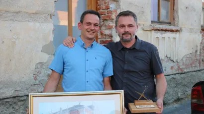 Marko &Scaron;tor i Davor Lepka novi i stari predsjednik Udruženja/Foto: Dinko Kliček, Pakrački list