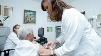 Ove je godine u BBŽ-u bio jako lo&scaron; odaziv za cijepljenje protiv gripe/Foto: Tomislav Kri&scaron;to/CROPIX (ilustracija)
