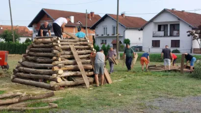 Jučer je sve pripremljeno za Ivanjski krijes/Foto: Compas
