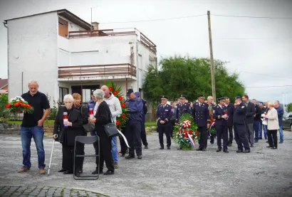 Na čelu kolone u Donjem Daruvaru bili su članovi obitelji poginulog branitelja Tihomira Vrdoljaka/Foto: Nikica Puhalo/MojPortal.hr