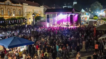 Daruvarski Trg kralja Tomislava bio je pun/Foto: Sa&scaron;a Selihar