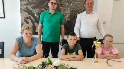 Renatu i njezinu obitelj danas je primio i gradonačelnik Gare&scaron;nice Josip Bilandžija koji je također obećao pomoć/Foto: Privatni album