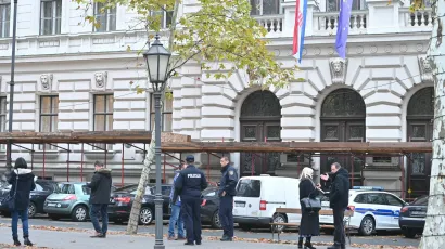 Policija ispred Vrhovnog i Trgovačkog suda u Zagrebu zbog dojave o bombi/Foto: Vanesa Pandzic/CROPIX