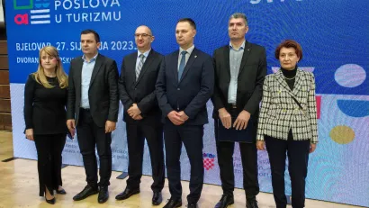 Organizatori sajma s čelnicima Grad i Županije/ Foto: Deni Marčinković