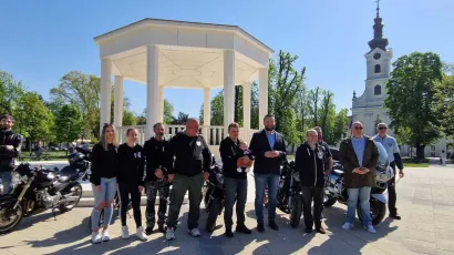 Dogradonačelnik Igor Brajdić s bajkerima/Foto: Grad Bjelovar