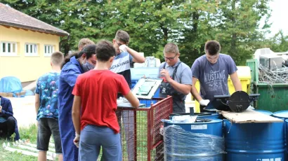 Učenici Tehničke &scaron;kole Daruvar u akciji či&scaron;ćenja grada/Foto: Grad Daruvar