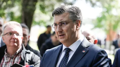 Premijer Andrej Plenković u Okučanima/Foto: Tomislav Kri&scaron;to/CROPIX<br>