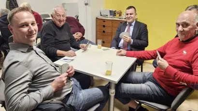 Legendarni Cveba i predsjednik bjelovarskih umirovljenika očitali su lekciju iz bele županu i gradonačelniku/ Foto: Facebook Marko Maru&scaron;ić 