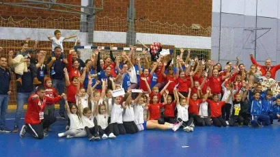 Slavlje nakon prolaska protiv Slovakinja/ Foto: ŽRK Bjelovar
