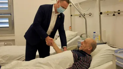 Djelatnici bolnice u Bjelovaru, župan Marko Maru&scaron;ić/ Foto: Facebook