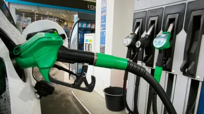 Od ponoći vrijede nove cijene goriva na benzinskim postajama/ Foto: Zeljko Hajdinjak/CROPIX