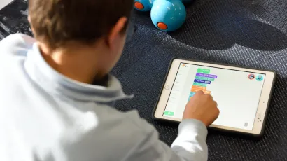 Prije nego &scaron;to dopustite djetetu da ima telefon, obavite razgovor o svim popularnijim aplikacijama poput Snapchata, TikToka i Instagrama/Foto:Unsplash