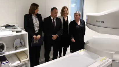 Ministar Bero&scaron; u dru&scaron;tvu dama - ravnateljice bolnice Marine Major, gradonačelnice Pakraca Anamarije Blažević i županice Antonije Jozić/Foto: Compas.hr