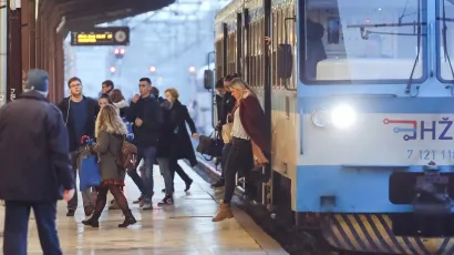 Župan Maru&scaron;ić uspio je postići dogovor s HŽ Putničkim prijevozom, a sezonski turistički vlak vozit će jednom dnevno na relaciji Osijek-Virovitica-Bjelovar-Zagreb-Split/Foto: Marko Todorov/CROPIX (Ilustracija)