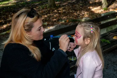 Ana Boro&scaron; Bosanac ukrasila je lica brojne djece/Foto: Predrag Uskoković/Grad Daruvar