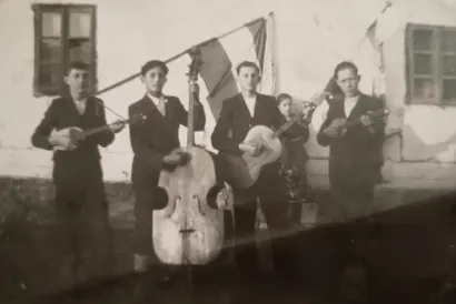 U Mladosti je svirao nekoliko instrumenata//Foto: Slavica Trgovac Martan