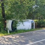 Automobil je sletio s ceste/Foto: Čitatelj