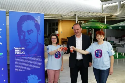 Margareta Miloš, gradonačelnik Josip Bilandžija i direktorica TZ S Moslavina Daniela Belak na prvom GIF-u/Foto: Janja Čaisa