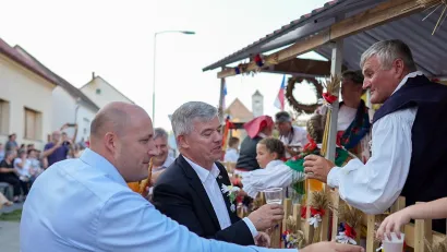 Saborski zastupnik za češku i slovačku nacionalnu manjinu Vladimir Bilek i veleposlanik Republike Češke Milan Hovorka/ Foto: Saša Selihar Crane Works