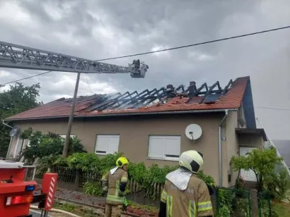 Vatrogasci se bore s vatrenom stihijom u Prgomelju/Foto: Čitatelj