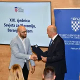 Gradonačelnik Pakraca Tomislav Novinc i potpredsjednik Vlade i ministar prostornoga uređenja, graditeljstva i državne imovine Branko Bačić/Foto: Vlada RH