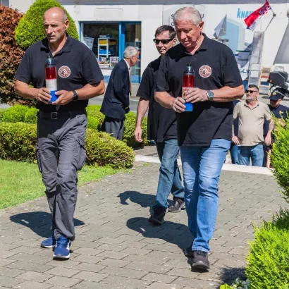 I u Čazmi su zapaljene svijeće/Foto: Grad Čazma