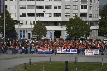 Hitnjaci žele beneficirani radni staž/Foto: Damir Krajač/Cropix