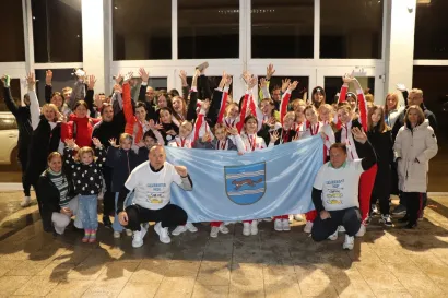 Foto: Mažoretkinje Grada Pakraca