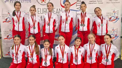 Foto: Mažoretkinje Grada Pakraca