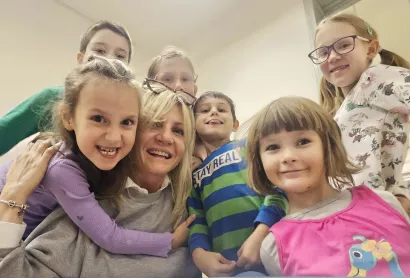 Djeca obožavaju svoju "tetu Danijelu" iz daruvarske knjižnice/Foto: Pučka knjižnica i čitaonica Daruvar