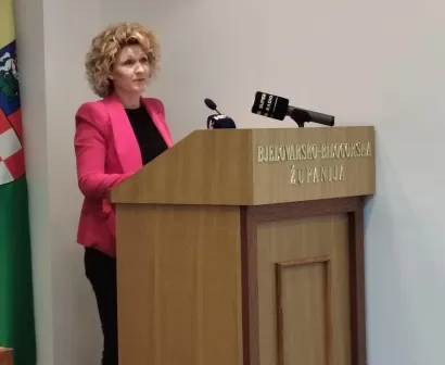 Na većinu pitanja odgovarala je dožupanica Marija Jungić/Foto: Slavica Trgovac Martan