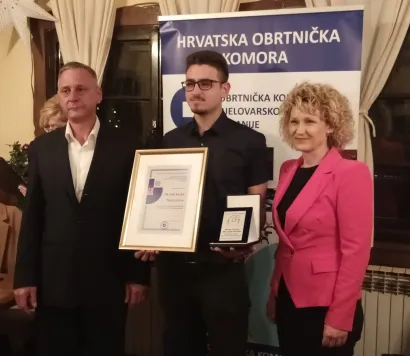 Matej na dodjeli priznanja/Foto: Obrtnička komora BBŽ