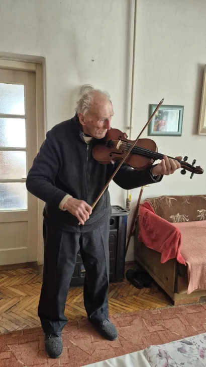 I danas zasvira violinu/Foto: Općina Veliko Trojstvo
