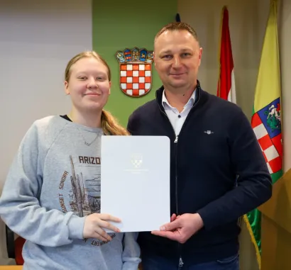 Župan Maru&scaron;ić je studentima poželio uspjeh u &scaron;kolovanju/Foto: BBŽ