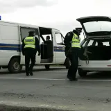 Policija je ženu zaustavila kada se automobilom iz &scaron;ume uključivala na cestu/Foto:Vlado Kos/Cropix (Ilustracija)