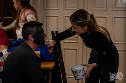 Dimnjačar u rukama iskusne &scaron;minkerice/Foto by Goldy