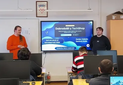 Darijan i Dominik prezentiraju svoj projekt/Foto: Tehnička &scaron;kola Daruvar