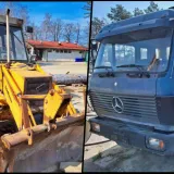 Dva radna stroja prodaju se na javnom natječau/Foto: Darkom 