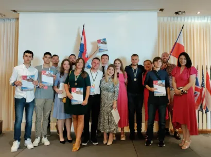 S kolegicama i kolegama u Maastrichtu/Foto: Privatni album