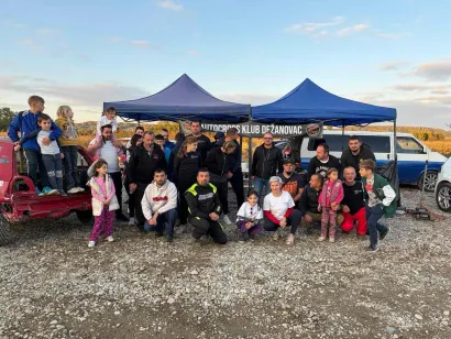 Ljubiteli oktana iz Dežanovca na okupu/Foto: Privatni album