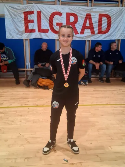 Nikka s novom medaljom/Foto: Hrvački klub Čazma