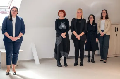 Zaposlenice Porezne uprave Daruvar/Predrag Uskoković/Grad Daruvar