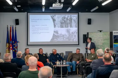 Na skupu su govorili ratni zapovjednici iz VRO Bljesak/Foto: Predrag Uskoković