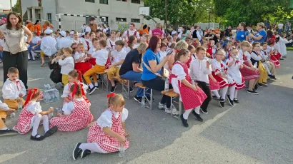 Mnogobrojna publika uživala je u programu/Foto: Če&scaron;ka beseda Hercegovac